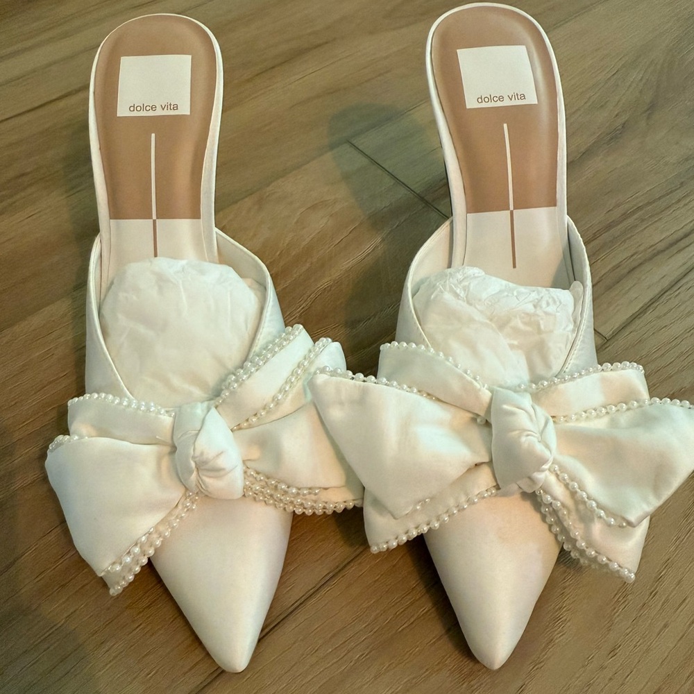 NEW Dolce Vita Kayli Pearl Bowl Heels